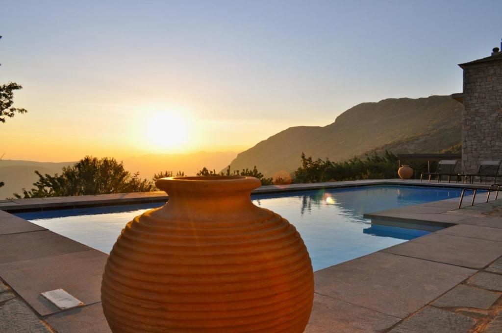 Elafivolia Arachova Suites מראה חיצוני תמונה