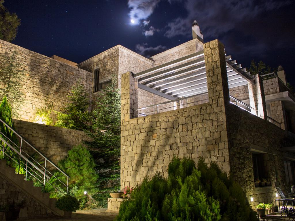 Elafivolia Arachova Suites מראה חיצוני תמונה