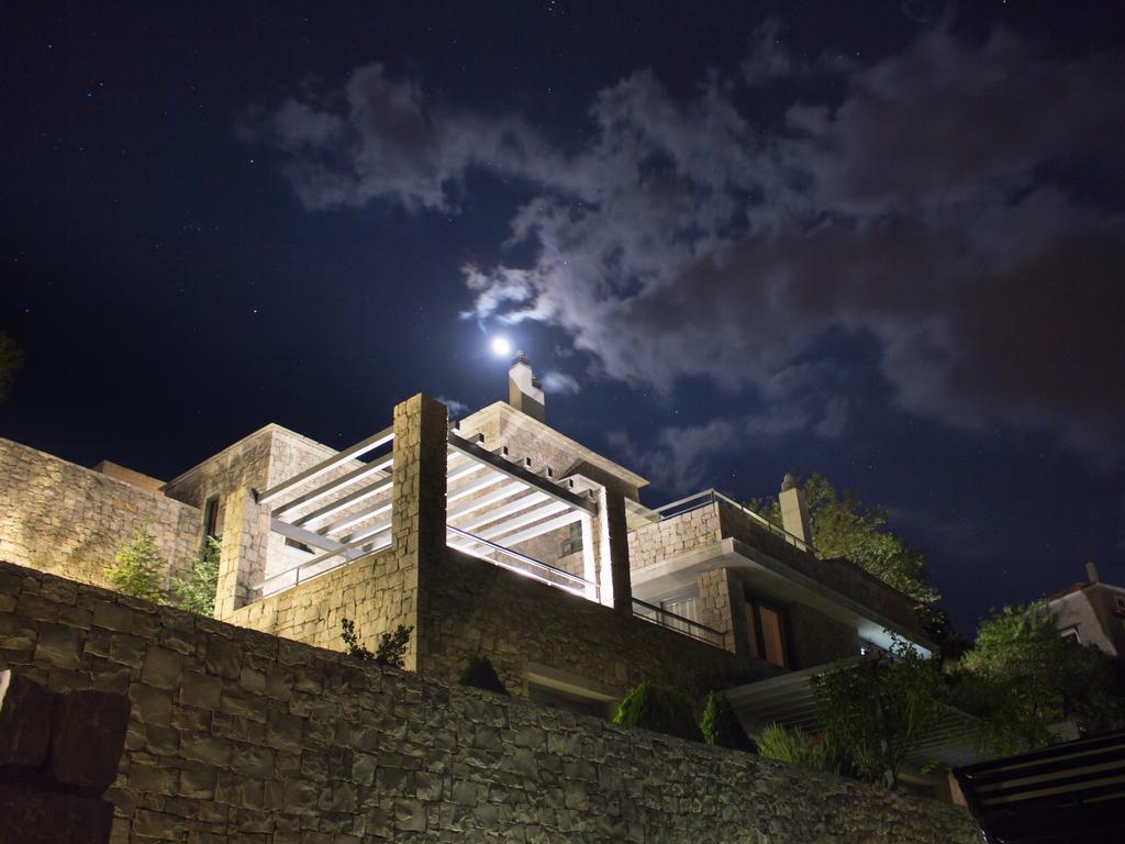 Elafivolia Arachova Suites מראה חיצוני תמונה