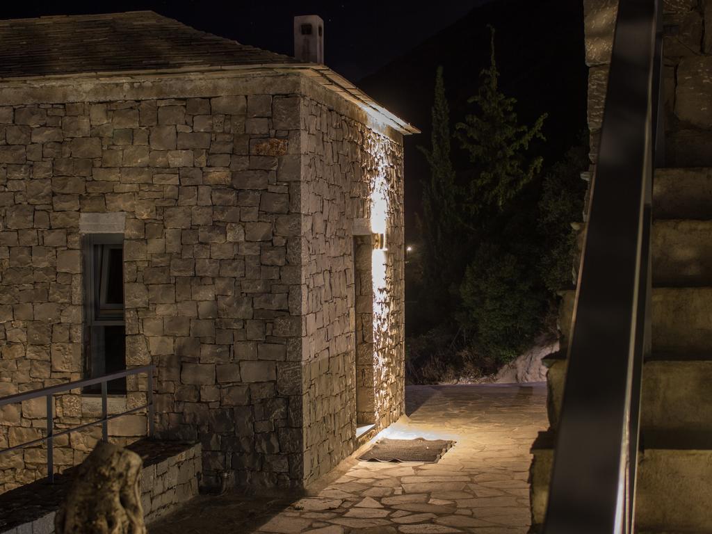 Elafivolia Arachova Suites מראה חיצוני תמונה