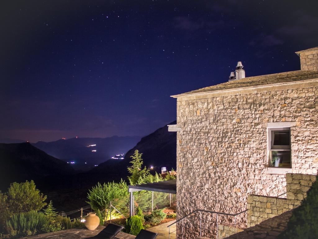 Elafivolia Arachova Suites מראה חיצוני תמונה